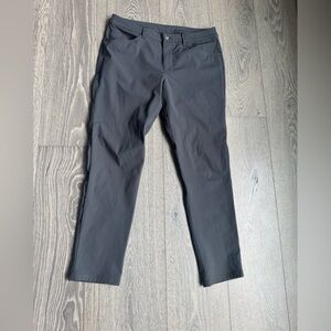 Lululemon ABC Pant Slim *Warpstreme in Obsidian Size 34